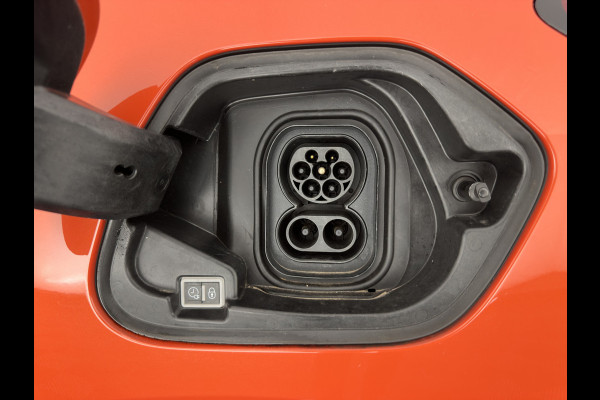 Opel CORSA-E Elegance 50 kWh [ 3-Fase ] {SOH-94%} (INCL-BTW) Aut. *FULL-LED | DIGI-COCKPIT | LEATHER-MICROFIBRE | NAVI-FULLMAP |  CAMERA | CARPLAY | ECC | KEYLESS | CRUISE | DAB | LANE-ASSIST | PDC | SPORT-SEATS | PRIVACY-GLASS | 16"ALU*