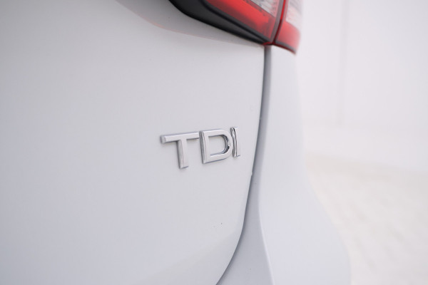 Audi A4 Avant 2.0 TDI Sport Pro Line Automaat, Volleder, Climate
