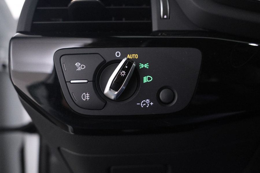 Audi A4 Avant 2.0 TDI Sport Pro Line Automaat, Volleder, Climate