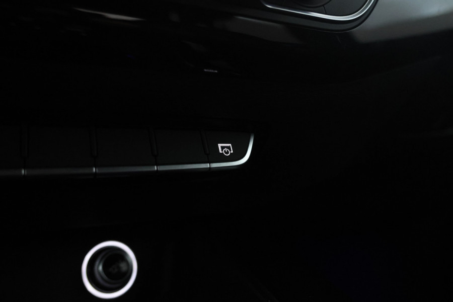 Audi A4 Avant 2.0 TDI Sport Pro Line Automaat, Volleder, Climate