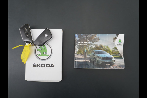 Škoda ENYAQ iV 60 SOH 93% Navi Ecc Adaptive-Cruise Camera Apple Carplay Android Keyless Led Pdc Dab Business Edition Plus Stoelverwarming Bluetooth Dodehoek detector Draadloze tel.lader Rijstrooksensor Regen-Lichtsensor Origineel Nederlandse 1e Eigenaar Auto nieuwprijs €51.910,-