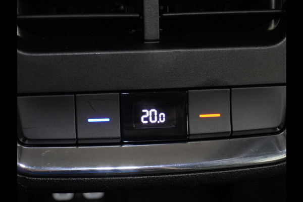 Škoda ENYAQ iV 60 SOH 93% Navi Ecc Adaptive-Cruise Camera Apple Carplay Android Keyless Led Pdc Dab Business Edition Plus Stoelverwarming Bluetooth Dodehoek detector Draadloze tel.lader Rijstrooksensor Regen-Lichtsensor Origineel Nederlandse 1e Eigenaar Auto nieuwprijs €51.910,-