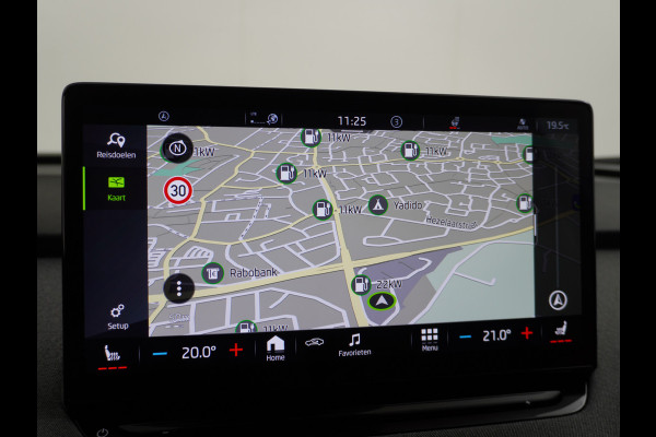 Škoda ENYAQ iV 60 SOH 93% Navi Ecc Adaptive-Cruise Camera Apple Carplay Android Keyless Led Pdc Dab Business Edition Plus Stoelverwarming Bluetooth Dodehoek detector Draadloze tel.lader Rijstrooksensor Regen-Lichtsensor Origineel Nederlandse 1e Eigenaar Auto nieuwprijs €51.910,-
