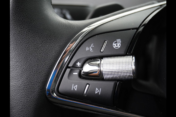 Škoda ENYAQ iV 60 SOH 93% Navi Ecc Adaptive-Cruise Camera Apple Carplay Android Keyless Led Pdc Dab Business Edition Plus Stoelverwarming Bluetooth Dodehoek detector Draadloze tel.lader Rijstrooksensor Regen-Lichtsensor Origineel Nederlandse 1e Eigenaar Auto nieuwprijs €51.910,-