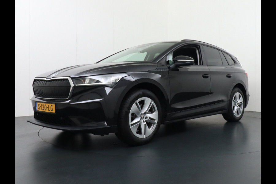 Škoda ENYAQ iV 60 SOH 93% Navi Ecc Adaptive-Cruise Camera Apple Carplay Android Keyless Led Pdc Dab Business Edition Plus Stoelverwarming Bluetooth Dodehoek detector Draadloze tel.lader Rijstrooksensor Regen-Lichtsensor Origineel Nederlandse 1e Eigenaar Auto nieuwprijs €51.910,-
