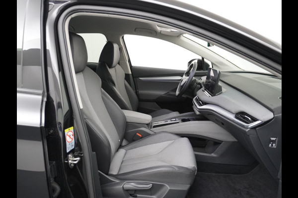 Škoda ENYAQ iV 60 SOH 93% Navi Ecc Adaptive-Cruise Camera Apple Carplay Android Keyless Led Pdc Dab Business Edition Plus Stoelverwarming Bluetooth Dodehoek detector Draadloze tel.lader Rijstrooksensor Regen-Lichtsensor Origineel Nederlandse 1e Eigenaar Auto nieuwprijs €51.910,-