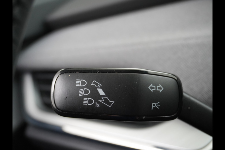 Škoda ENYAQ iV 60 SOH 93% Navi Ecc Adaptive-Cruise Camera Apple Carplay Android Keyless Led Pdc Dab Business Edition Plus Stoelverwarming Bluetooth Dodehoek detector Draadloze tel.lader Rijstrooksensor Regen-Lichtsensor Origineel Nederlandse 1e Eigenaar Auto nieuwprijs €51.910,-