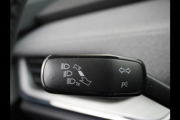 Škoda ENYAQ iV 60 SOH 93% Navi Ecc Adaptive-Cruise Camera Apple Carplay Android Keyless Led Pdc Dab Business Edition Plus Stoelverwarming Bluetooth Dodehoek detector Draadloze tel.lader Rijstrooksensor Regen-Lichtsensor Origineel Nederlandse 1e Eigenaar Auto nieuwprijs €51.910,-