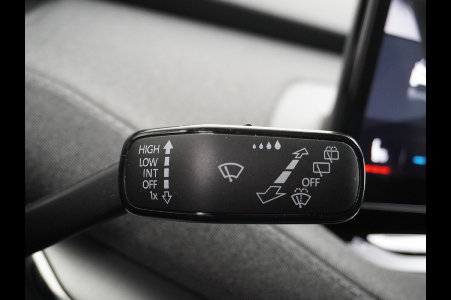 Škoda ENYAQ iV 60 SOH 93% Navi Ecc Adaptive-Cruise Camera Apple Carplay Android Keyless Led Pdc Dab Business Edition Plus Stoelverwarming Bluetooth Dodehoek detector Draadloze tel.lader Rijstrooksensor Regen-Lichtsensor Origineel Nederlandse 1e Eigenaar Auto nieuwprijs €51.910,-