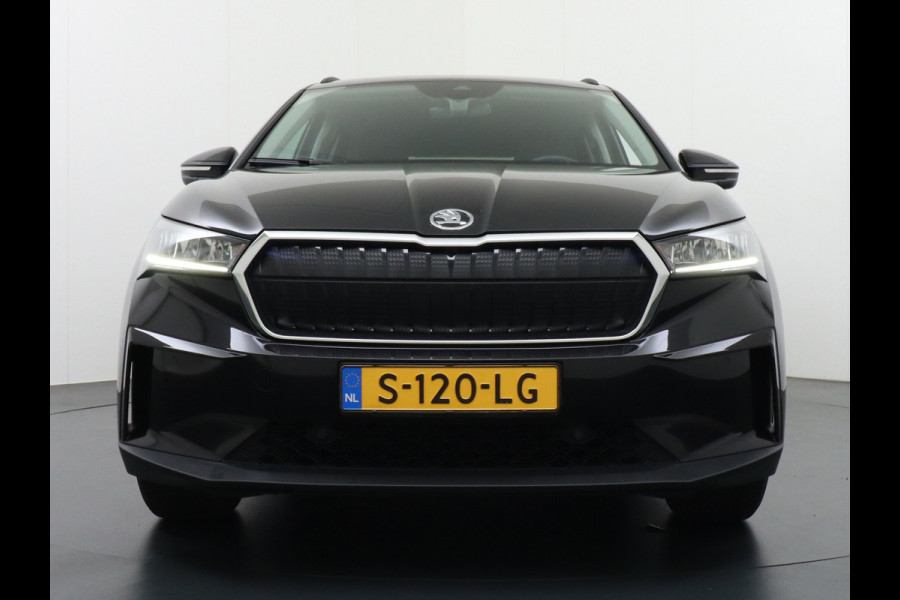Škoda ENYAQ iV 60 SOH 93% Navi Ecc Adaptive-Cruise Camera Apple Carplay Android Keyless Led Pdc Dab Business Edition Plus Stoelverwarming Bluetooth Dodehoek detector Draadloze tel.lader Rijstrooksensor Regen-Lichtsensor Origineel Nederlandse 1e Eigenaar Auto nieuwprijs €51.910,-