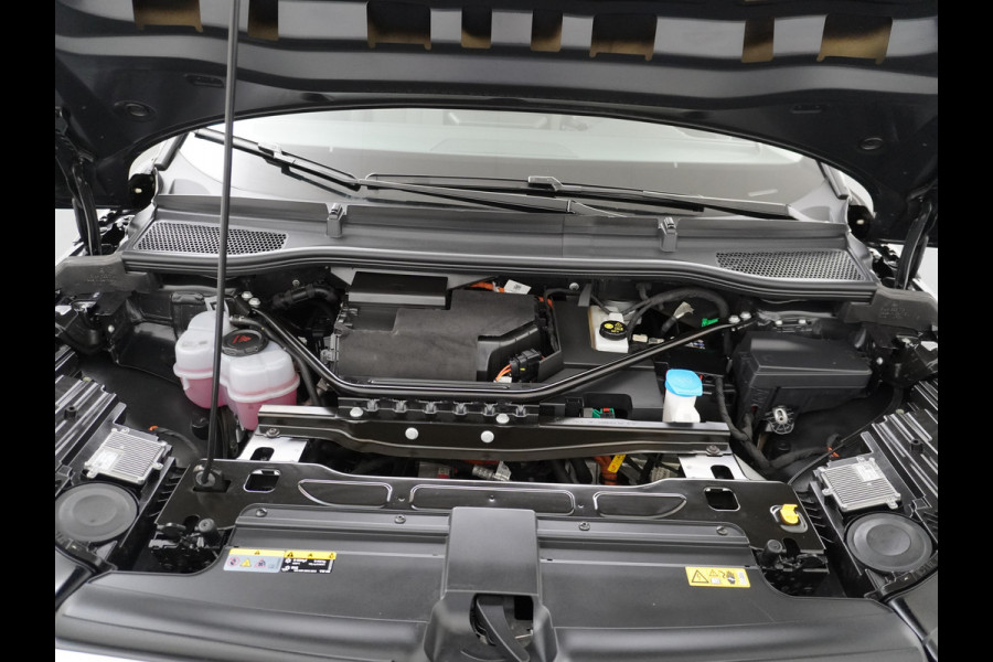 Škoda ENYAQ iV 60 SOH 93% Navi Ecc Adaptive-Cruise Camera Apple Carplay Android Keyless Led Pdc Dab Business Edition Plus Stoelverwarming Bluetooth Dodehoek detector Draadloze tel.lader Rijstrooksensor Regen-Lichtsensor Origineel Nederlandse 1e Eigenaar Auto nieuwprijs €51.910,-