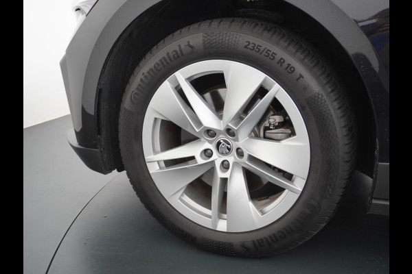 Škoda ENYAQ iV 60 SOH 93% Navi Ecc Adaptive-Cruise Camera Apple Carplay Android Keyless Led Pdc Dab Business Edition Plus Stoelverwarming Bluetooth Dodehoek detector Draadloze tel.lader Rijstrooksensor Regen-Lichtsensor Origineel Nederlandse 1e Eigenaar Auto nieuwprijs €51.910,-