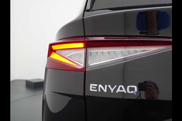 Škoda ENYAQ iV 60 SOH 93% Navi Ecc Adaptive-Cruise Camera Apple Carplay Android Keyless Led Pdc Dab Business Edition Plus Stoelverwarming Bluetooth Dodehoek detector Draadloze tel.lader Rijstrooksensor Regen-Lichtsensor Origineel Nederlandse 1e Eigenaar Auto nieuwprijs €51.910,-