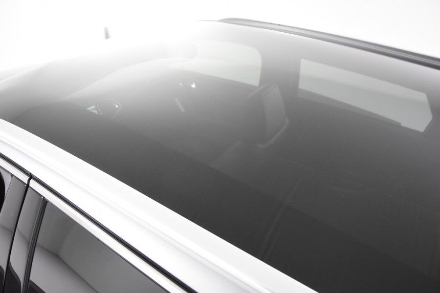 Peugeot 308 SW GT-line *1ste Eigenaar*Leer*Panoramadak*Navigatie*