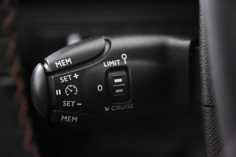 Peugeot 308 SW GT-line *1ste Eigenaar*Leer*Panoramadak*Navigatie*