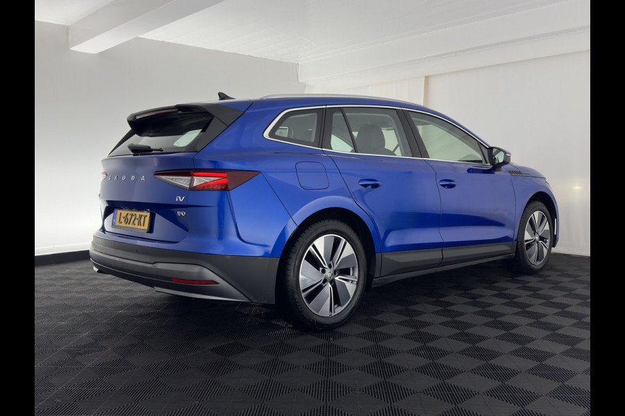 Škoda ENYAQ iV 80 [ 3-Fase ] {SOH-88% } (INCL-BTW) *LEATHER-FABRIC | FULL-LED | DIGI-COCKPIT | CAMERA | KEYLESS | NAVI-FULLMAP | AMBIENT-LIGHT | ECC | HEATED-COMFORTSEATS | DAB+ | PDC | CRUISE | CARPLAY | TOWBAR | 19"ALU*