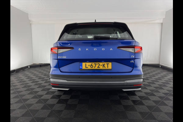 Škoda ENYAQ iV 80 [ 3-Fase ] {SOH-88% } (INCL-BTW) *LEATHER-FABRIC | FULL-LED | DIGI-COCKPIT | CAMERA | KEYLESS | NAVI-FULLMAP | AMBIENT-LIGHT | ECC | HEATED-COMFORTSEATS | DAB+ | PDC | CRUISE | CARPLAY | TOWBAR | 19"ALU*