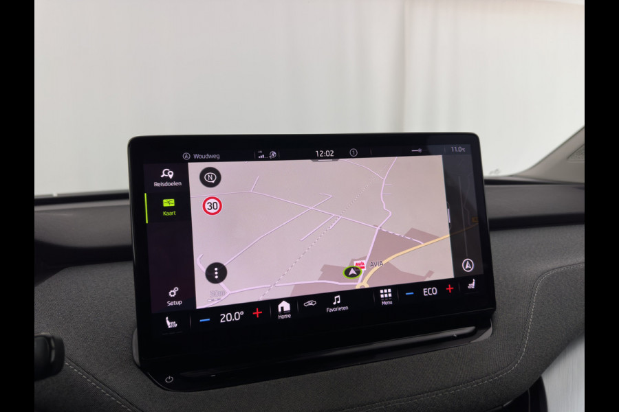 Škoda ENYAQ iV 80 [ 3-Fase ] {SOH-88% } (INCL-BTW) *LEATHER-FABRIC | FULL-LED | DIGI-COCKPIT | CAMERA | KEYLESS | NAVI-FULLMAP | AMBIENT-LIGHT | ECC | HEATED-COMFORTSEATS | DAB+ | PDC | CRUISE | CARPLAY | TOWBAR | 19"ALU*