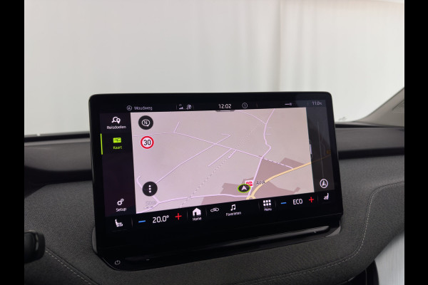 Škoda ENYAQ iV 80 [ 3-Fase ] {SOH-88% } (INCL-BTW) *LEATHER-FABRIC | FULL-LED | DIGI-COCKPIT | CAMERA | KEYLESS | NAVI-FULLMAP | AMBIENT-LIGHT | ECC | HEATED-COMFORTSEATS | DAB+ | PDC | CRUISE | CARPLAY | TOWBAR | 19"ALU*