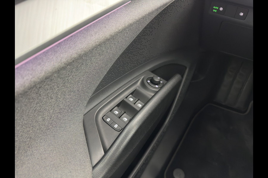 Škoda ENYAQ iV 80 [ 3-Fase ] {SOH-88% } (INCL-BTW) *LEATHER-FABRIC | FULL-LED | DIGI-COCKPIT | CAMERA | KEYLESS | NAVI-FULLMAP | AMBIENT-LIGHT | ECC | HEATED-COMFORTSEATS | DAB+ | PDC | CRUISE | CARPLAY | TOWBAR | 19"ALU*