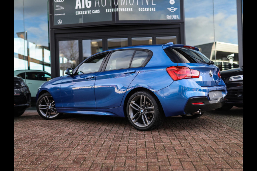 BMW 1-serie 118i Corporate Lease Executive | M-Sport | Shadowline | Leder | Stoelverw. | 18" LM