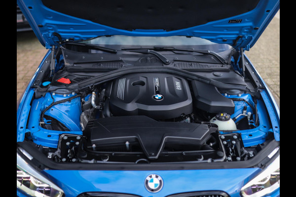 BMW 1-serie 118i Corporate Lease Executive | M-Sport | Shadowline | Leder | Stoelverw. | 18" LM