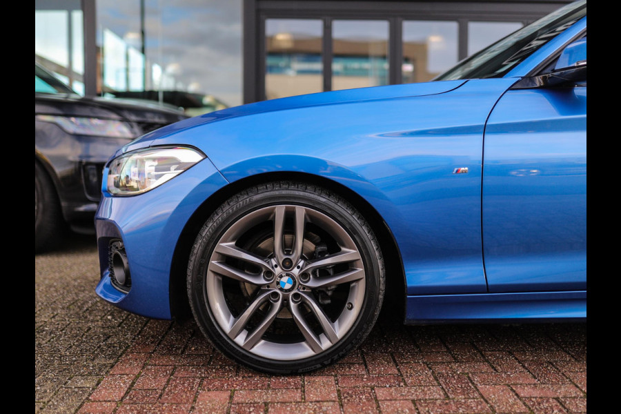 BMW 1-serie 118i Corporate Lease Executive | M-Sport | Shadowline | Leder | Stoelverw. | 18" LM