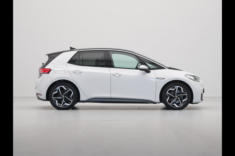 Volkswagen ID.3 First Plus 58 kWh 204pk Camera Navigatie Carplay Stoel/Stuurverwarming Pdc Acc 89