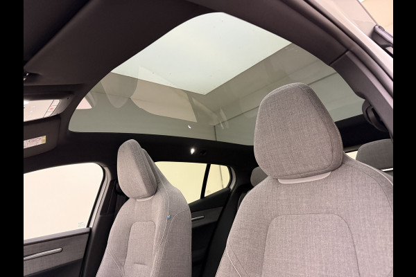 Volvo EX30 Extended Range Plus 69 kWh | 7000,- korting | Apple carplay | 20" velgen | H&K Audio | ACC | Blis | Camera