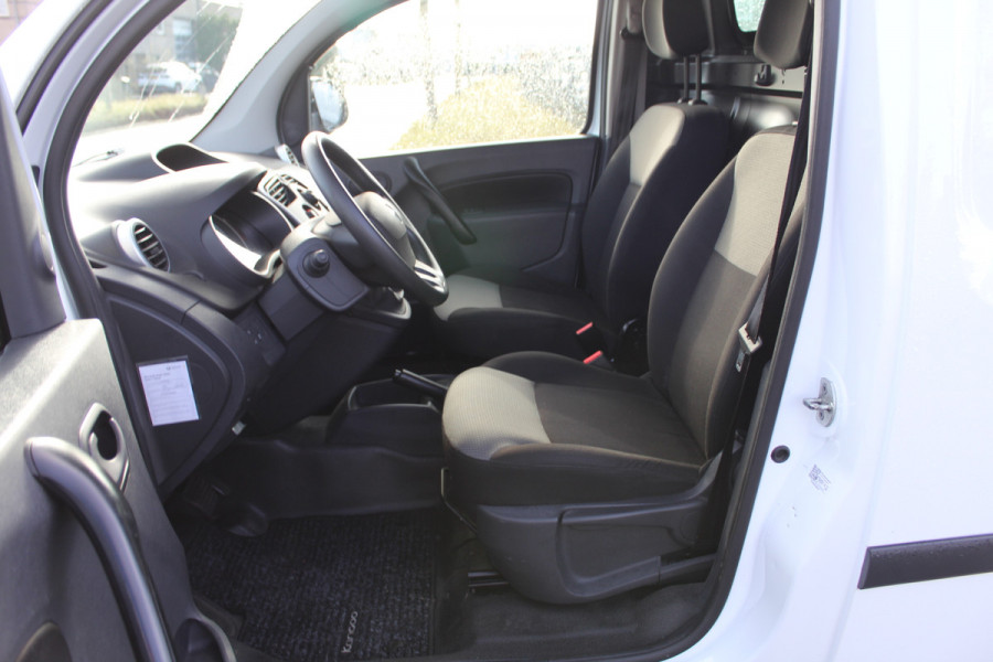 Renault Kangoo Z.E. 33 kWh (koopaccu) ✓ Airco ✓ R-Link navigatie ✓ Schuifdeur ✓ 100% elektro
