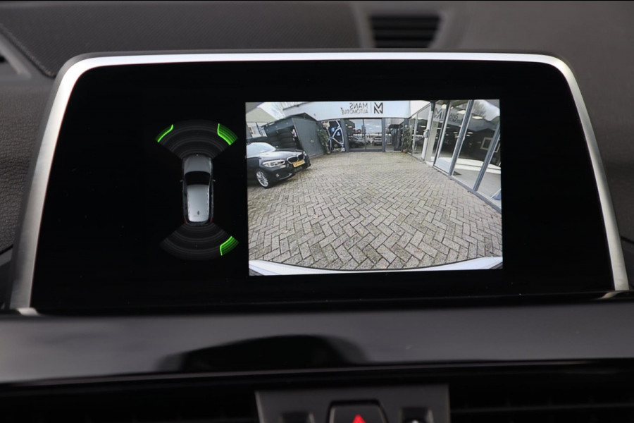 BMW X1 XDrive20i High Executive / PANO / KEYLESS / CAMERA / STUUR+STOELVERW