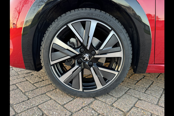Peugeot 208 1.2 PureTech GT Pack Massagestoel | Stoelverwarming |Pano | Camera | Apple Carplay