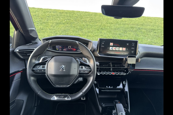 Peugeot 208 1.2 PureTech GT Pack Massagestoel | Stoelverwarming |Pano | Camera | Apple Carplay