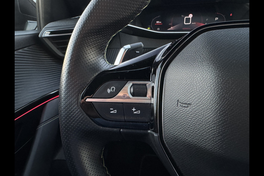 Peugeot 208 1.2 PureTech GT Pack Massagestoel | Stoelverwarming |Pano | Camera | Apple Carplay