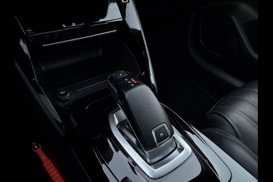 Peugeot 208 1.2 PureTech GT Pack Massagestoel | Stoelverwarming |Pano | Camera | Apple Carplay