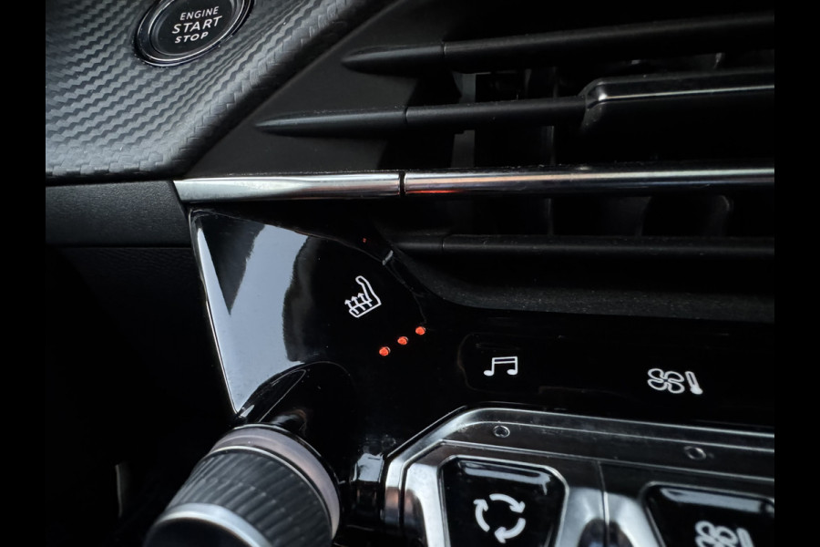 Peugeot 208 1.2 PureTech GT Pack Massagestoel | Stoelverwarming |Pano | Camera | Apple Carplay