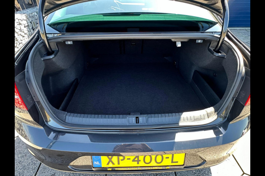 Volkswagen Passat 1.5 TSI Comfortline Business/ CarPlay/ DSG/ PDC V+A