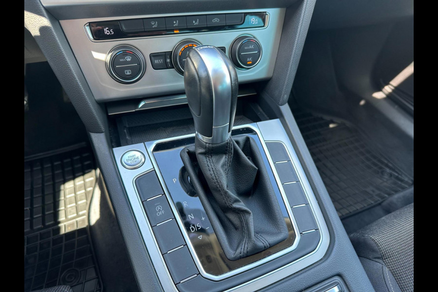 Volkswagen Passat 1.5 TSI Comfortline Business/ CarPlay/ DSG/ PDC V+A