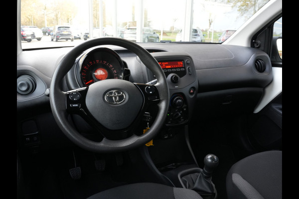 Toyota Aygo 1.0 VVT-i x-fun | Airco | Limiter | Bluetooth