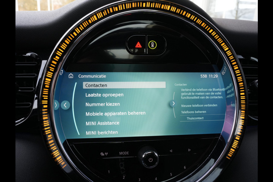 MINI Mini 1.5 Automaat Cooper Business Edition | Navigatie | Pano | LED | Leer | Climate Control