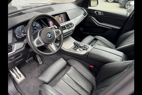 BMW X5 xDrive45e High Executive M Sport Pakket Automaat / Live Cockpit Professional / Panoramadak / Trekhaak / Comfortstoelen / Head-Up Display / Luchtvering / Driving Assistant Professional / Hifi / Stoelverwarming voor+achter /
