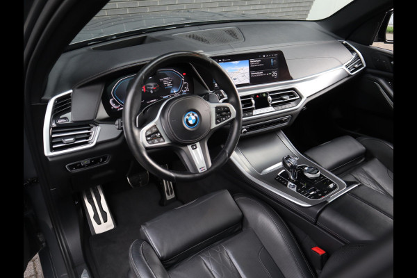 BMW X5 xDrive45e High Executive M Sport Pakket Automaat / Live Cockpit Professional / Panoramadak Sky Lounge / 22 Inch / Laserlicht / Trekhaak / Sportstoelen met Massagefunctie/ Luchtvering / Driving Assistant Professional / Nappa Leder