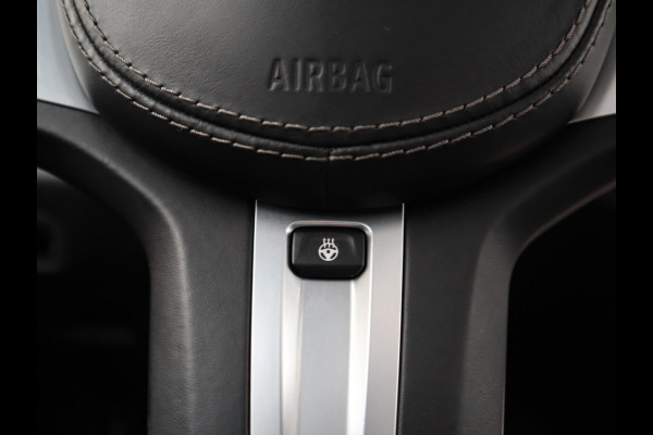 BMW X5 xDrive45e High Executive M Sport Pakket Automaat / Live Cockpit Professional / Panoramadak Sky Lounge / 22 Inch / Laserlicht / Trekhaak / Sportstoelen met Massagefunctie/ Luchtvering / Driving Assistant Professional / Nappa Leder