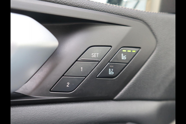 BMW X5 xDrive45e High Executive M Sport Pakket Automaat / Live Cockpit Professional / Panoramadak Sky Lounge / 22 Inch / Laserlicht / Trekhaak / Sportstoelen met Massagefunctie/ Luchtvering / Driving Assistant Professional / Nappa Leder