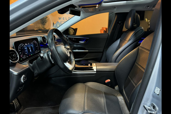 Mercedes-Benz C-Klasse Estate 300 e AMG Line Garantie Trekhaak Massage Pano Ambient 360 Blindspot Elek Achterklep StuurVW Rijklaar