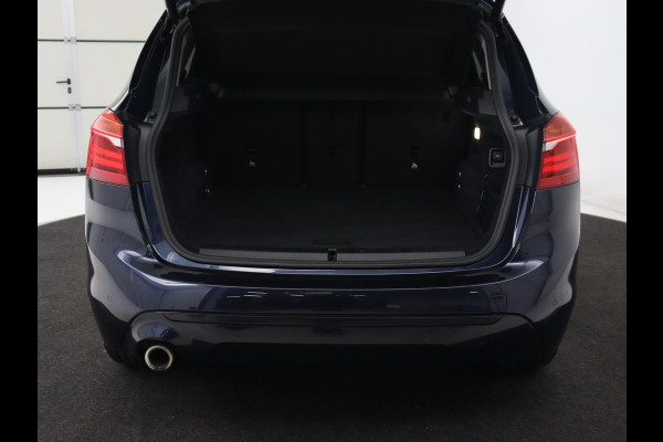 BMW 2 Serie Active Tourer 225xe iPerformance | Sport Line | Stoelverwarming | Full LED | Navigatie | Parkeerhulp | Sportstoelen | Bluetooth | Climate control | Getint glas | Cruise control | PHEV | Plug In