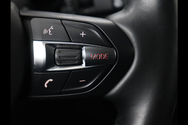 BMW 2 Serie Active Tourer 225xe iPerformance | Sport Line | Stoelverwarming | Full LED | Navigatie | Parkeerhulp | Sportstoelen | Bluetooth | Climate control | Getint glas | Cruise control | PHEV | Plug In