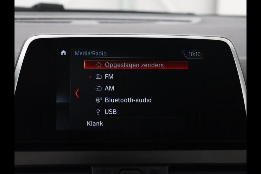 BMW 2 Serie Active Tourer 225xe iPerformance | Sport Line | Stoelverwarming | Full LED | Navigatie | Parkeerhulp | Sportstoelen | Bluetooth | Climate control | Getint glas | Cruise control | PHEV | Plug In