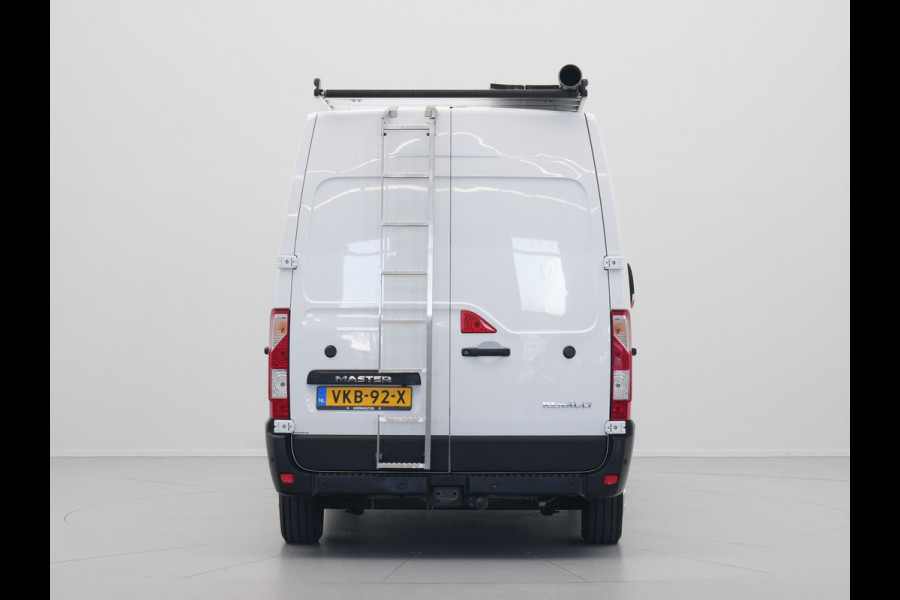 Renault Master T35 2.3 dCi 135pk L3H2 Work Edition Navigatie Clima Cruise Pdc Iperial Trekhaak