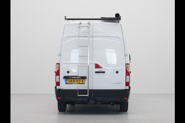 Renault Master T35 2.3 dCi 135pk L3H2 Work Edition Navigatie Clima Cruise Pdc Iperial Trekhaak